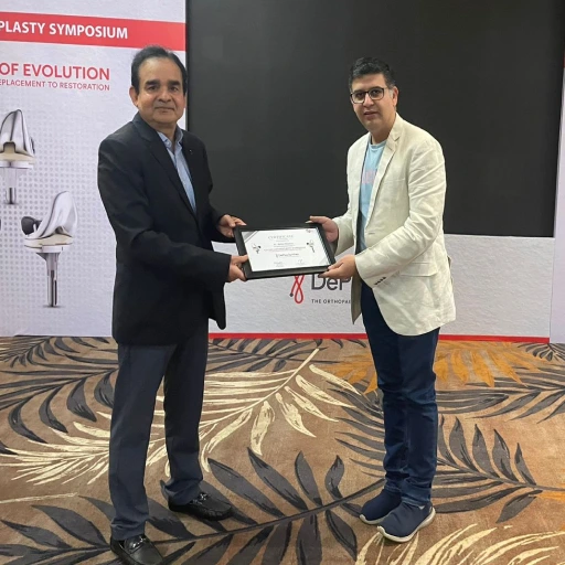 Dr.Rahul Khanna | Best orthopedic in udaipur | Orthopaedic Doctor | Orthopedic surgeon | Joint replacement surgeon | Udaipur | Joint Surgeon | Sports Injury Specialist | Kneeshoulderexpert in Udaipur | rotator cuff pain treatment | knee replacement surgery | top orthopedic doctor in udaipur